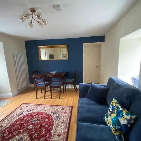 Surveyors House Apt, Westport, Lovely 2 Bed 2 Bath