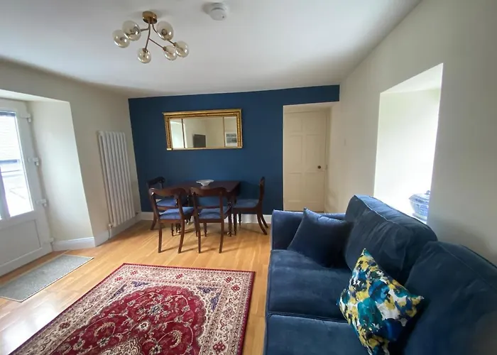 Surveyors House Apt, Westport, Lovely 2 Bed 2 Bath