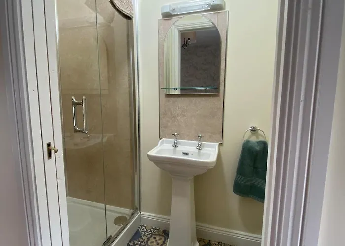 Surveyors House Apt, Westport, Lovely 2 Bed 2 Bath