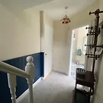 Surveyors House Apt, Westport, Lovely 2 Bed 2 Bath *